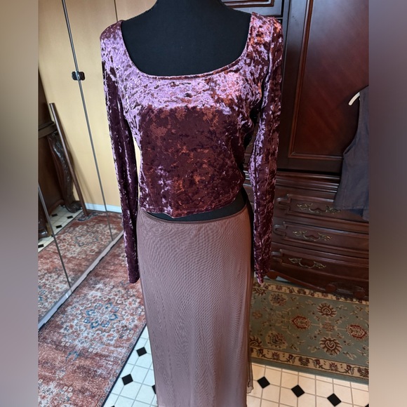 Pink/Mauve crop top - Picture 3 of 3